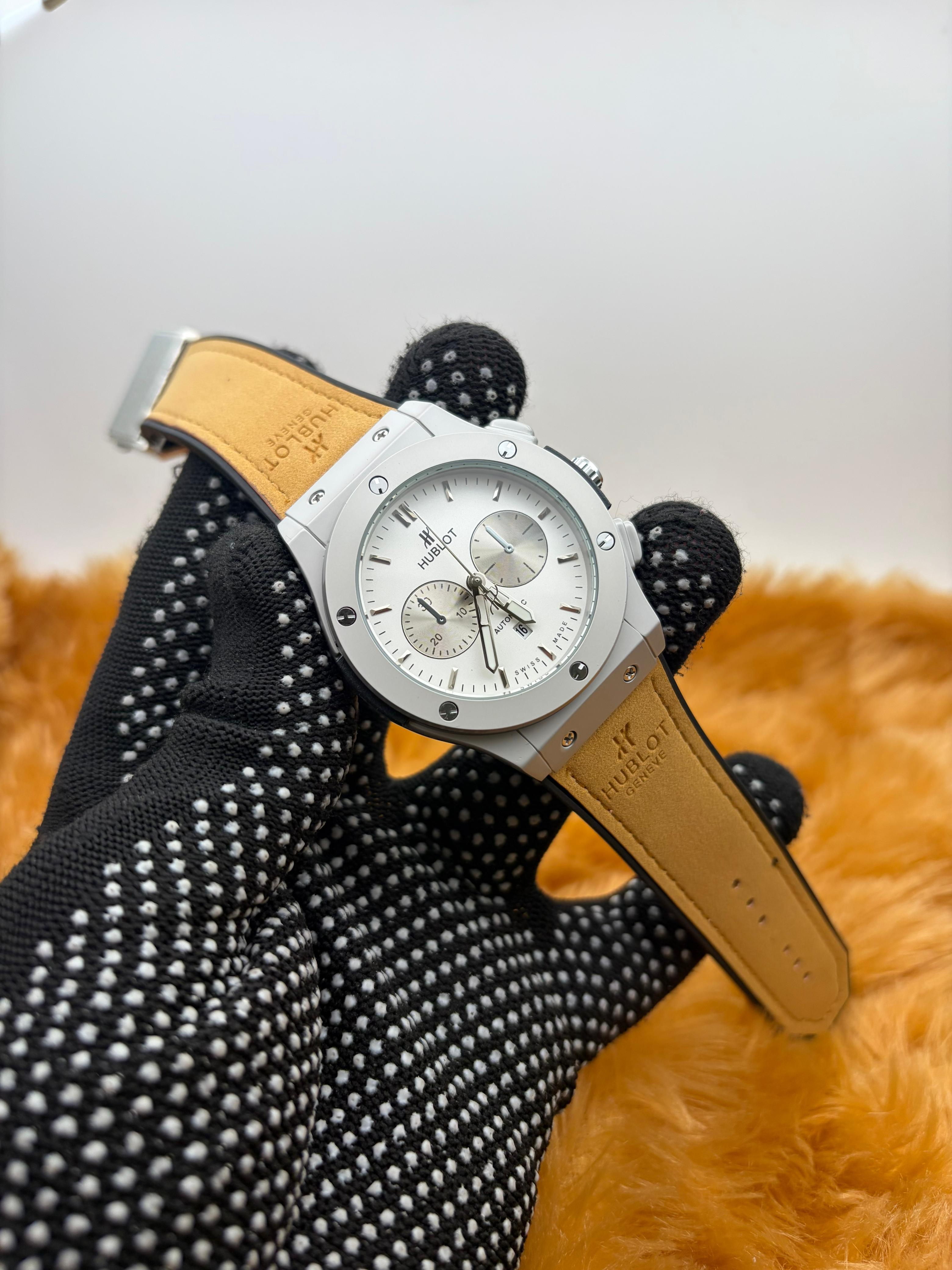Premium Leather Strap Analog Watch