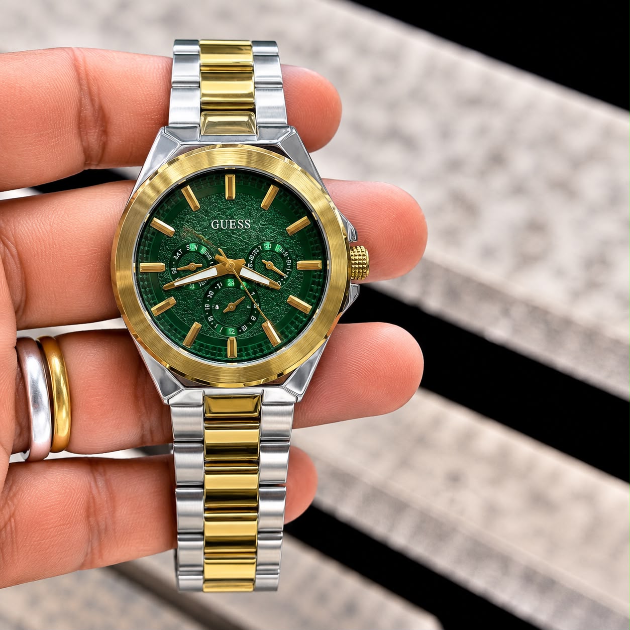 Luxury Gold Tone Chronograph Watch for Men