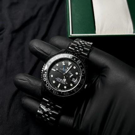 Men’s Black GMT-Style Watch