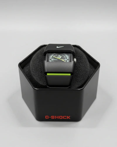 Nike Analog Sports Watch Black Strap