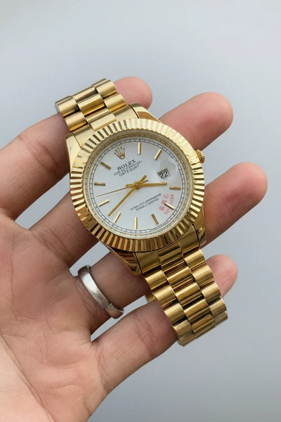 Luxury Gold Date-Style Watch | White Dial, Fluted Bezel & Date