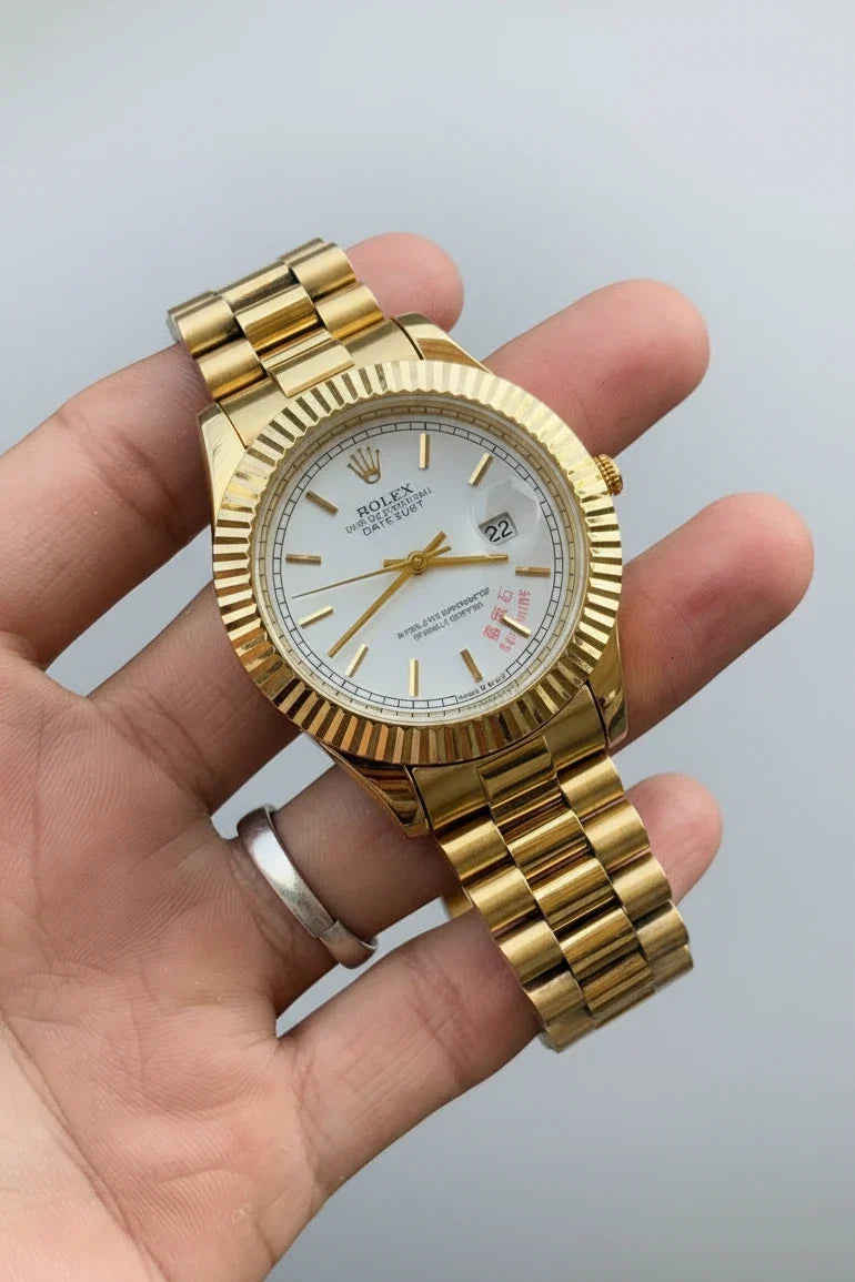 Luxury Gold Date-Style Watch | White Dial, Fluted Bezel & Date